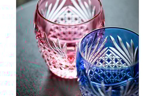 カガミクリスタルのペアロックグラス(鹿角)TPS752-2964-AB | グラス キレイ 上品 お祝い プレゼント 記念日 ギフト ご褒美 オリジナル 日本土産 クリスタルガラス 江戸切子 グラス コップ 伝統 日本製 プレゼント 贈り物 卒業祝い 就職祝い 記念品 贈答品 父の日 母の日 茨城県 龍ケ崎市
