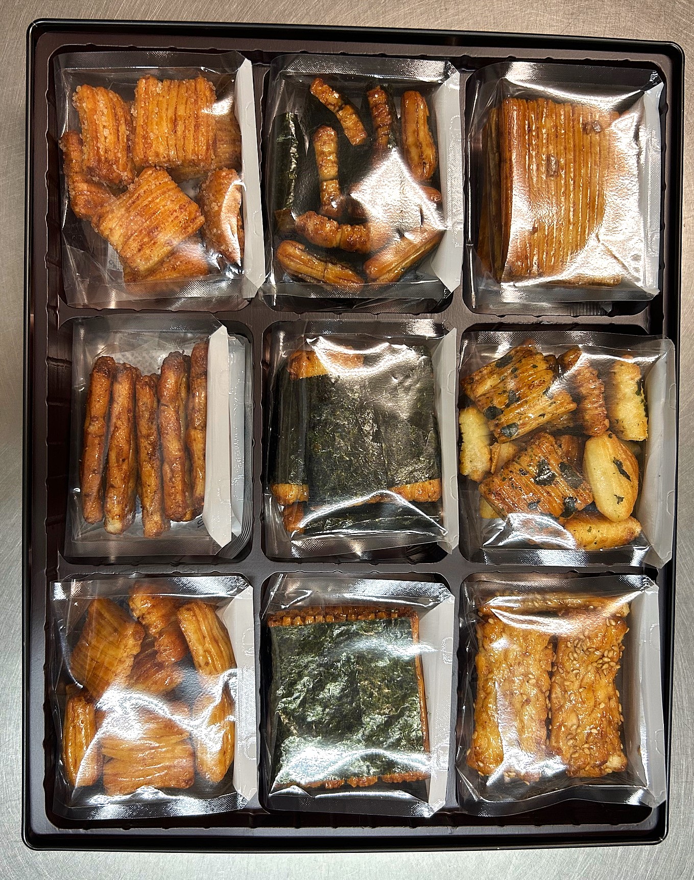 萬寿金製菓 国産もち米100％使用 あられ詰合せ 寿3号(9袋) | おかき ９種 詰合せ 和菓子 お菓子 あられ かきもち 煎餅 海苔 お菓子 おかし お土産 お取り寄せ お取り寄せグルメ 焼き菓子 小分け ご当地 個包装 小袋 長期保存 手作り こだわり 人気 茨城県 龍ケ崎市