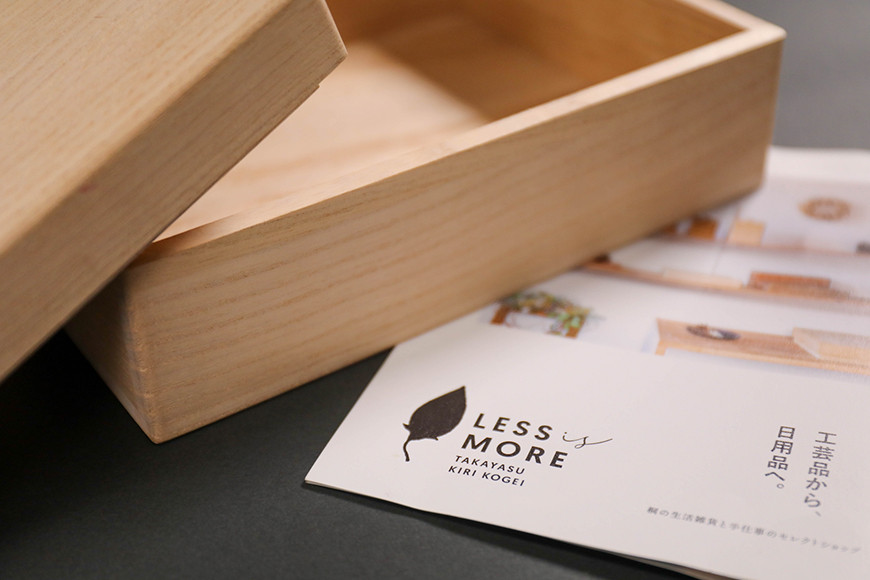 【TVで紹介されました】 贈答用 うなとろ 3人前セット 桐箱入り 土用の丑の日 ウナギ うなとろ おすすめ 蒲焼き 蒲焼 国産 解凍 冷凍 土用 丑の日 お歳暮 お中元 笠間市 茨城県 とろろ 老舗 贈答 贈り物 真空パック FJ-001