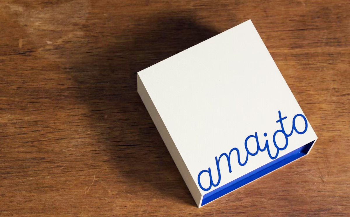 アマイオトのチーズケーキ 食べ比べセット（ホワイト生チーズケーキ、ブラウンバスクチーズケーキ）【 チーズケーキ チーズ ケーキ 生クリーム 生チーズケーキ スイーツ ギフト 贈答 ギフト バレンタイン ホワイトデー プレゼント お歳暮 お中元 ご褒美 デザート お取り寄せ 茨城県 つくば市 】