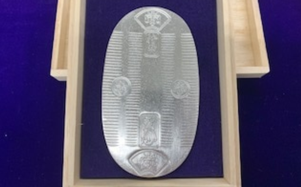 ãé 幣屿€å®å»å°å
¥ããçŽé 100ïœå°å€ã çŽé é 貎éå± å°å€ é«çŽ èšå¿µ éå± Ag ãžã¥ãšãªãŒ å°ç© è³ç£ ããŒã«ããŒã¯ 100g èšåç ã€ãã°åž ã