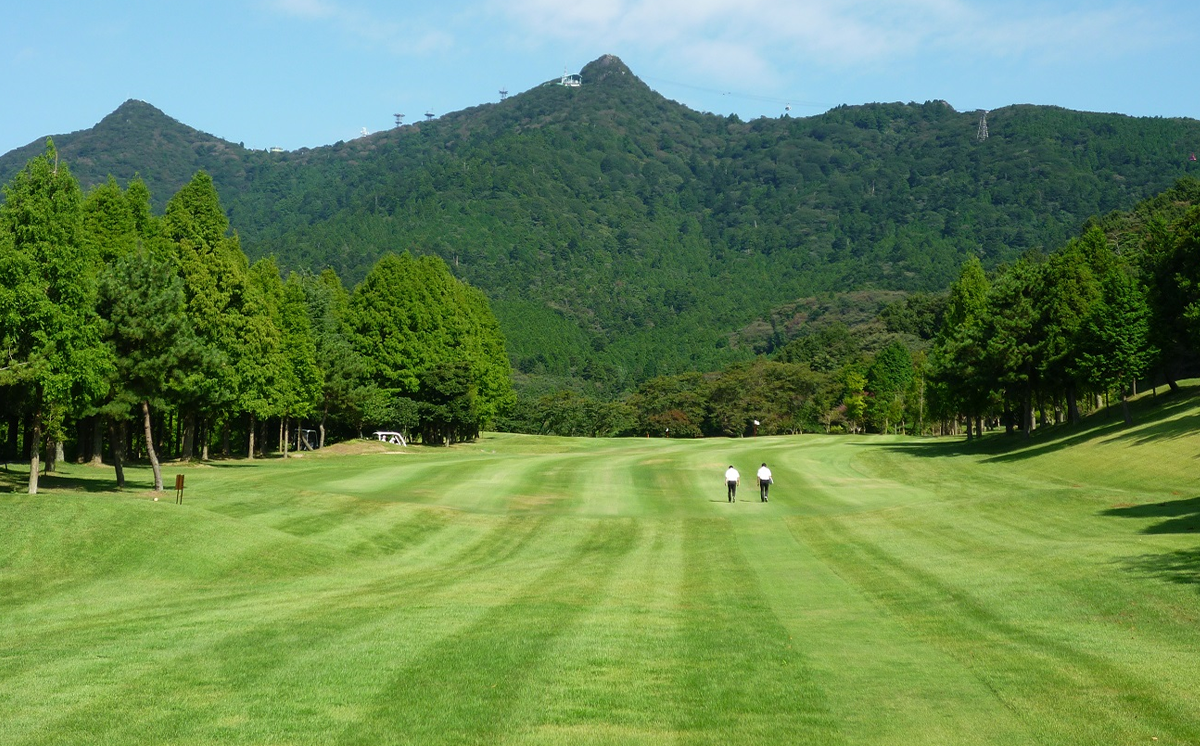つくばねカントリークラブ ご利用券 10,000円分【 茨城県 つくば市 ゴルフ ゴルフ場 利用券 プレー券 ゴルフ場プレー 筑波山 カントリークラブ スポーツ アウトドア 父の日 関東 】