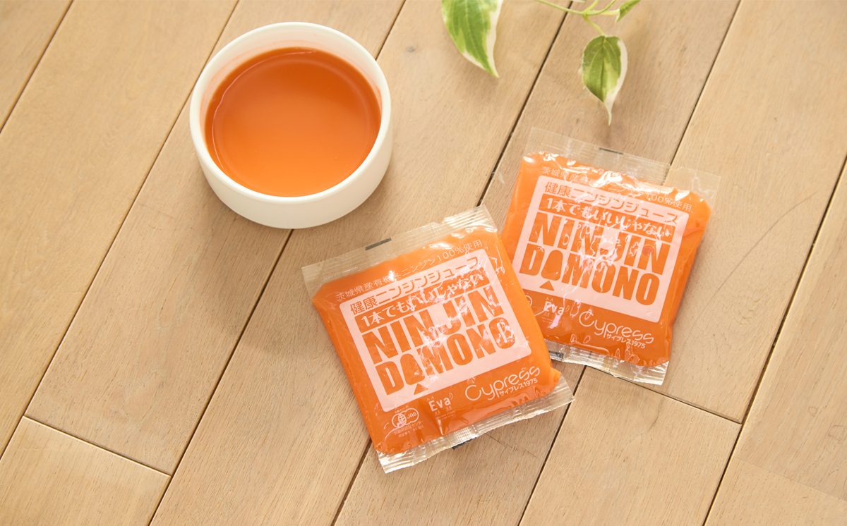 【6ヵ月定期便】飼い主と一緒に飲める「愛犬用」癒やしのニンジンジュース 100g×15個【 犬 ニンジンジュース にんじん 人参 人参ジュース にんじんジュース 水分補給 犬 にんじん 人参 人参ジュース にんじんジュース キャロットジュース 愛犬 ペット ペットフード ドッグフード つくば市 ふるさと納税 】