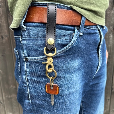 ラフテール【真鍮キーホルダー】ブラック×ブラウン　AC-KH-BR-BKBR【1639863】