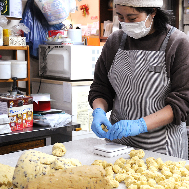 クッキー 28袋 セット 国産 焼き菓子 ほろほろ食感 小麦粉 バター使用 香料不使用 保存料無添加 着色料不使用 贈答用 ギフト おやつ スイーツ 茨城県 潮来市 (A10-001)
