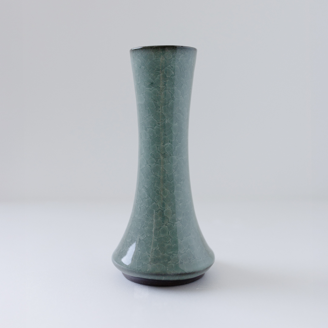 【氷裂貫入青瓷】花器 （小野寺裕司 作） 径6.2cm×高さ21cm | 花 花瓶 陶器 陶芸 インテリア  [EW31-NT]
