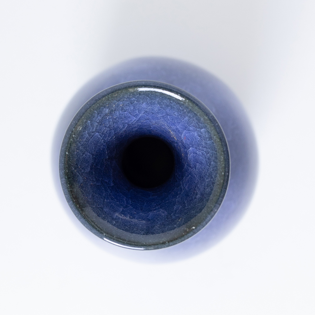 【氷裂貫入瑠璃青瓷】花器 （小野寺裕司 作） 径5.3cm×高さ16.2cm | 花 花瓶 陶器 陶芸 インテリア [EW36-NT]