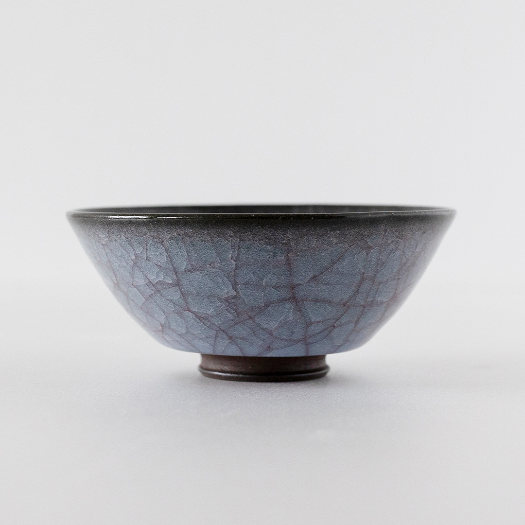 【氷裂貫入青瓷】抹茶茶碗 （小野寺裕司 作） 径13.5cm×高さ5.6cm | 茶碗 湯飲み 夫婦湯飲み 陶器 陶芸 お茶 食器  [EW39-NT]