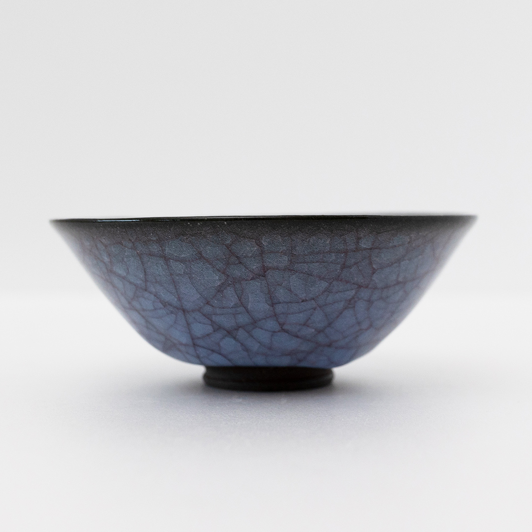 【氷裂貫入青瓷】抹茶茶碗 （小野寺裕司 作） 径15cm×高さ5.7cm | 茶碗 湯飲み 夫婦湯飲み 陶器 陶芸 お茶 食器  [EW43-NT]