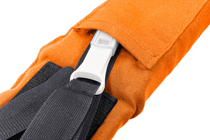 EVACKiDS 避難くん 介助用おんぶひも オレンジ 避難用 緊急 災害用 介護 防災用品 防炎 大人用 衝撃吸収 リフレクター ホイッスル 収納袋 74-CE