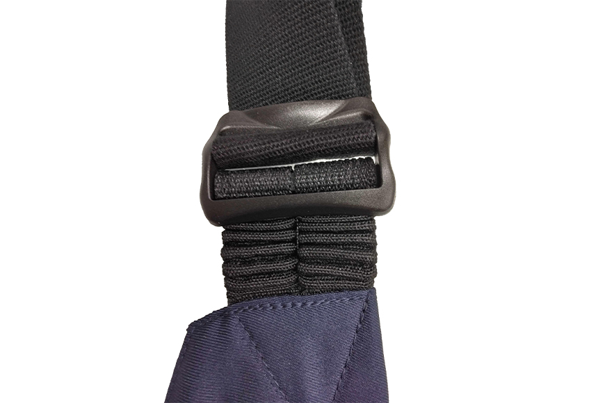 EVACKiDS 避難くん 介助用おんぶひも ネイビー 避難用 緊急 災害用 介護 防災用品 防炎 大人用 衝撃吸収 リフレクター ホイッスル 収納袋 74-CD