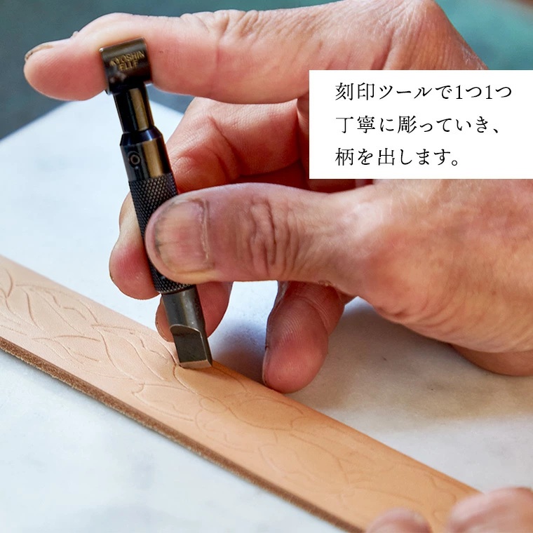 牛革ベルト インディアン アンティーク タン染め(黒+茶)【太さ40mm / 厚さ3.7mm / M(110cm)】 父の日 牛革 牛 革 皮 ベルト 手作り ハンドメイド [BE053ya-M]