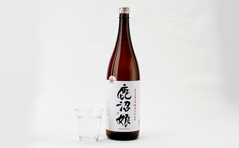 焼酎 芋焼酎 鹿沼娘 1800ml  お酒 酒 地酒 アルコール 紅はるか さつまいも 古峯神社 フルーティー ロック 水割り ハイボール 晩酌 プレゼント ギフト 贈り物 地産地消 鹿沼市 栃木県