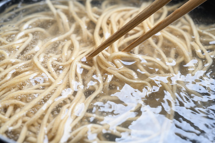 ãå
šåœ2äœåè³ïŒã麊çŠãã麺15é£ã»ãã â»é¢å³¶ãžã®é
éäžå¯