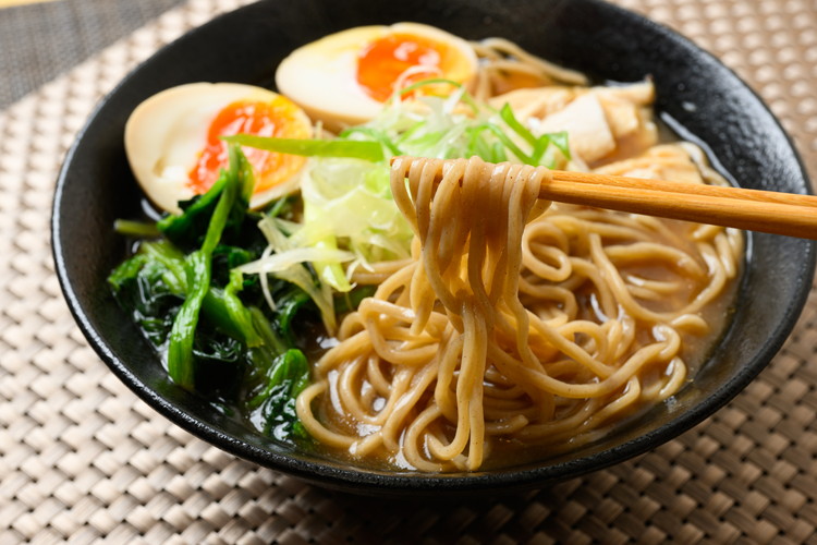 ãå
šåœ2äœåè³ïŒã麊çŠãã麺4é£ã»ãã â»é¢å³¶ãžã®é
éäžå¯