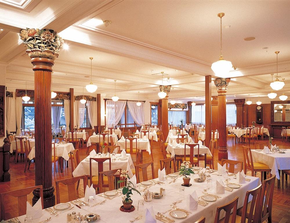 ≪2026年12月30日までの利用限定≫【日光金谷ホテル】1泊2食付 ペア宿泊券《別館スイートルーム》