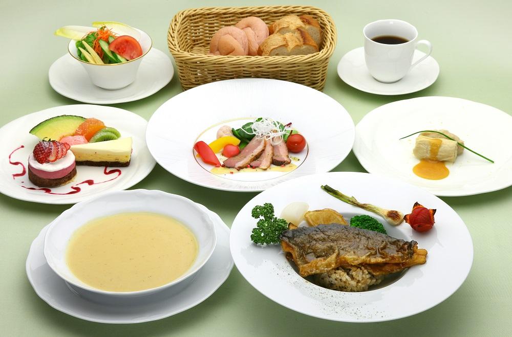 ãäžçŠ
寺éè°·ããã«ã1æ³2é£ä» ãã¢å®¿æ³åžããã€ã€ã«ã¹ã€ãŒãã