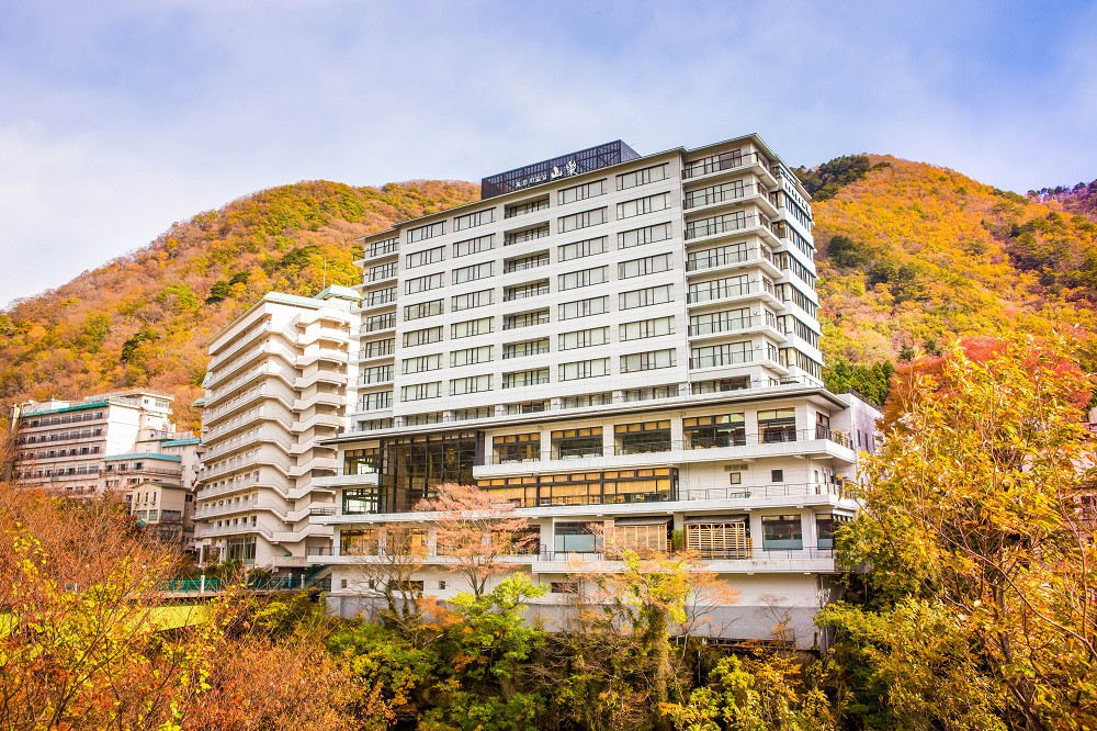 【鬼怒川温泉山楽】平休日1泊2食付 ペア 宿泊券《和室》