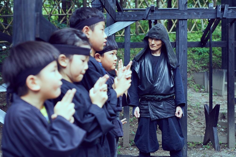 【江戸ワンダーランド日光江戸村】 殿様・姫様変身体験（ペアご招待券付き）