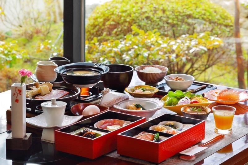 【鬼怒川グランドホテル夢の季】平休日1泊2食付 ペア宿泊券《和室》