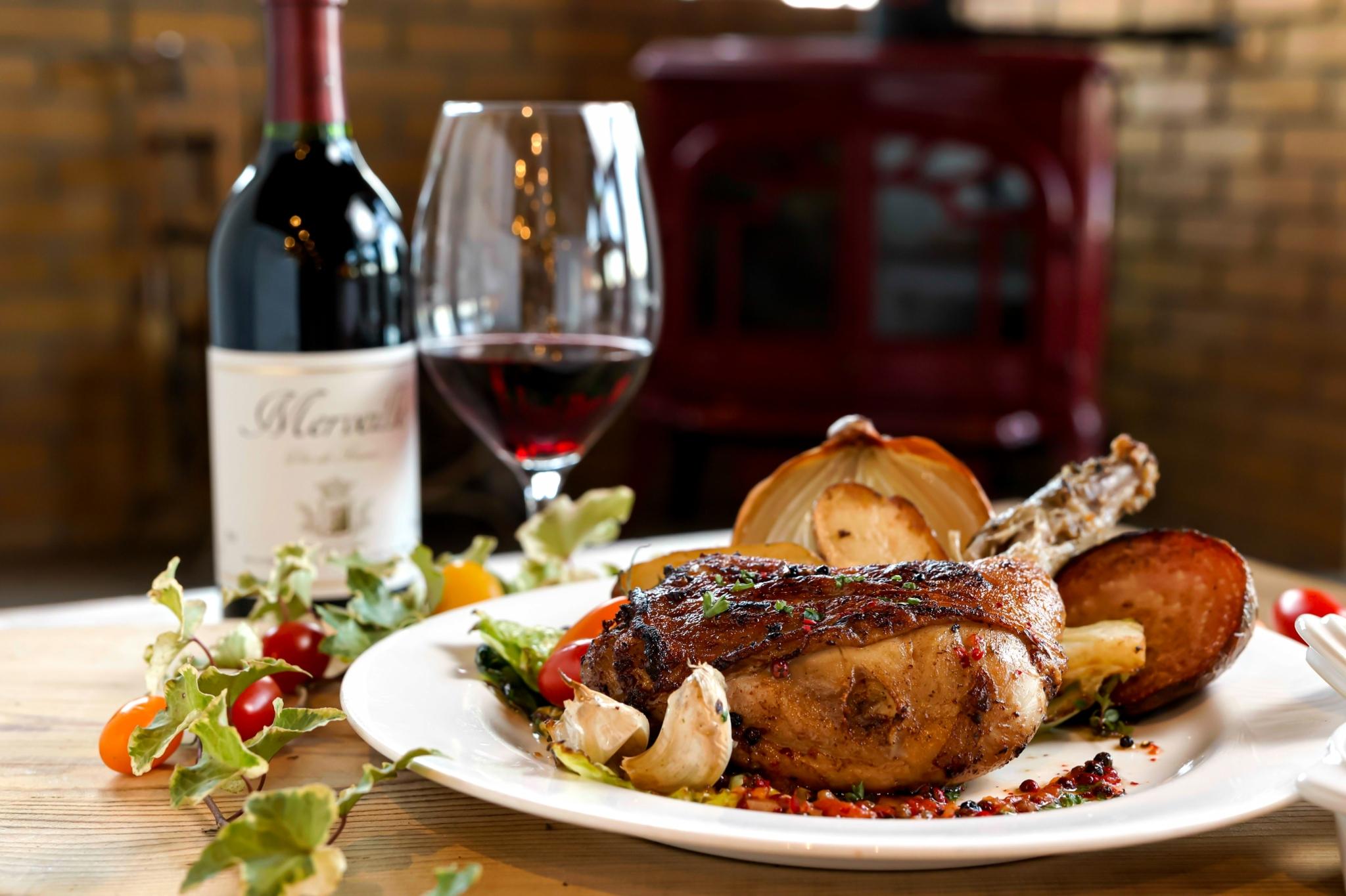 【定期便3回】那須どりのコンフィ 700g [ 冷凍便 ] 定期便(毎月お届け) | 那須どり コンフィ 鶏肉 冷凍 低温調理 湯煎 フライパン 皮パリ ごちそう ディナー おつまみ ワインに合う お取り寄せ グルメ 国産鶏肉 ジューシー 無添加 ふるさと納税 ギフト 栃木県 矢板市