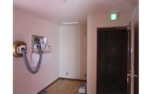 防災シェルター 地下型 基本タイプ(設置に関して、事前の地盤調査等の打ち合わせが必須となります) 