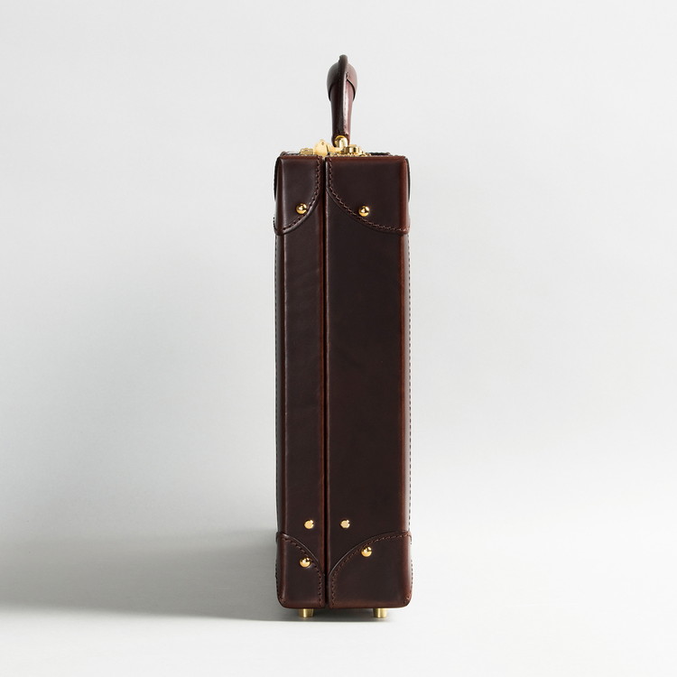 アタッシュケース