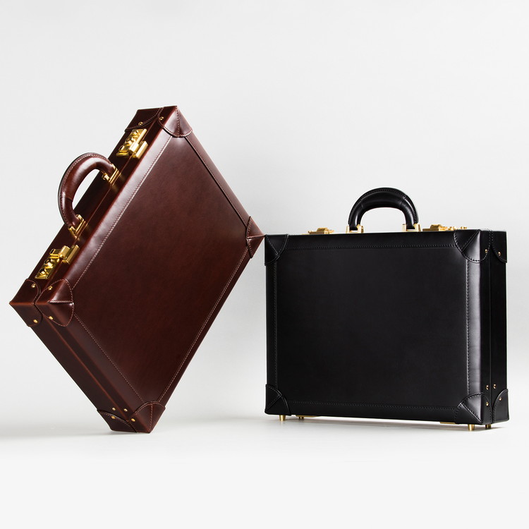 アタッシュケース