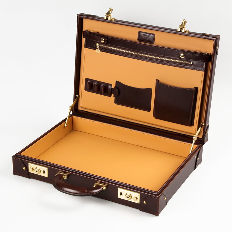 アタッシュケース