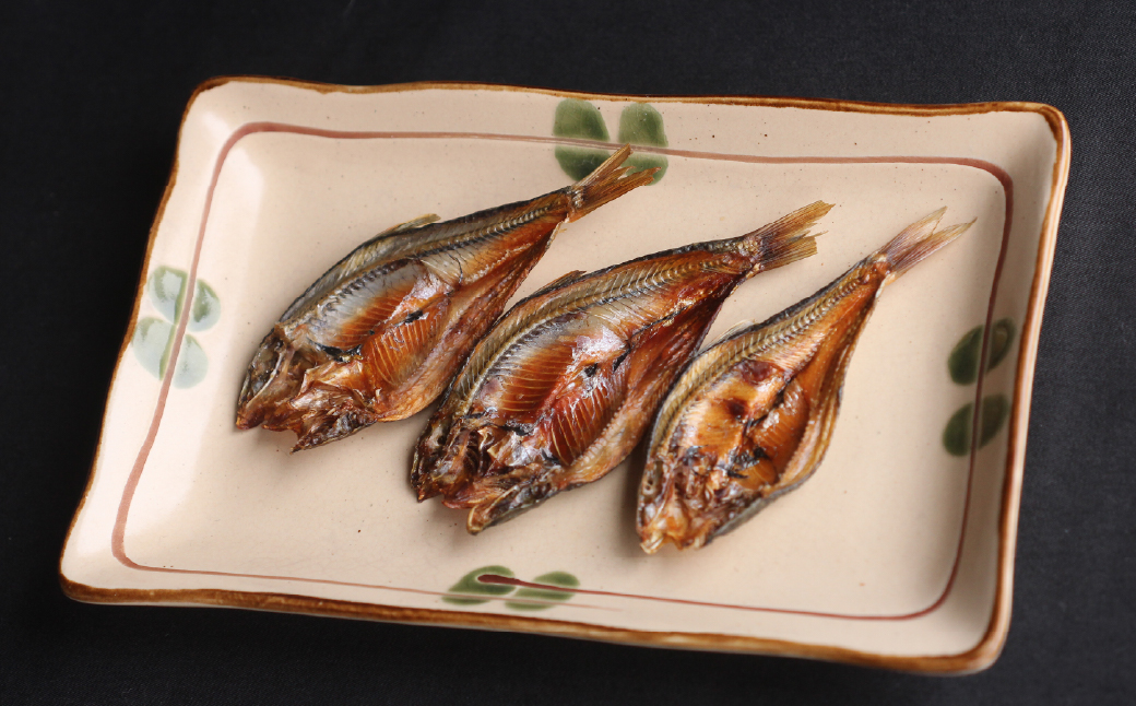 天然オイカワ 北関東の清流「那珂川産」 30〜50尾前後 計300g前後 冷凍 | オイカワ 天然 釣り 川魚 鮮魚 新鮮 北関東 清流 唐揚げ から揚げ 素揚げ 塩焼き 炭火焼 Riverline 栃木県 茂木町