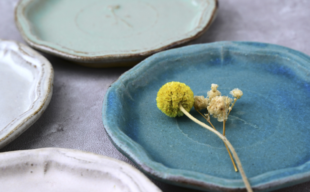 工房とめ バラ小皿 9.5cm 4枚セット | 食器 皿 小皿 丸皿 器 うつわ 益子焼 陶芸 陶器 栃木県 茂木町