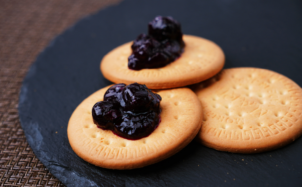 èæšç£ãã«ãŒããªãŒã100ïŒ
䜿çšïŒãã«ãŒããªãŒãžã£ã 160gÃ4æ¬ ä¿åæã»çè²æã»éŠæäžäœ¿çš | ãã«ãŒããªãŒ æå® ãã«ãŒã æäœã æè æé£ ããŒã¹ã ãã³ ãšãŒã°ã«ã è©°ãåãã ä¿åæ çè²æ äžäœ¿çš ãããã çŸå³ãã èæšç£ ããŠããã©ã¶ æ æšç èæšçº