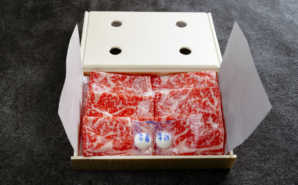 とちぎ和牛のすき焼き・しゃぶしゃぶ用 800g（400g×2）【栃木県共通返礼品】 |  牛肉 肉 お肉 すき焼き しゃぶしゃぶ ロース リブロース 肩ロース 産地直送 国産 国産牛 和牛 赤身 霜降り 希少 旨味 旨み 熟成 急速冷凍 コトラミートカルチャ 栃木県 茂木町