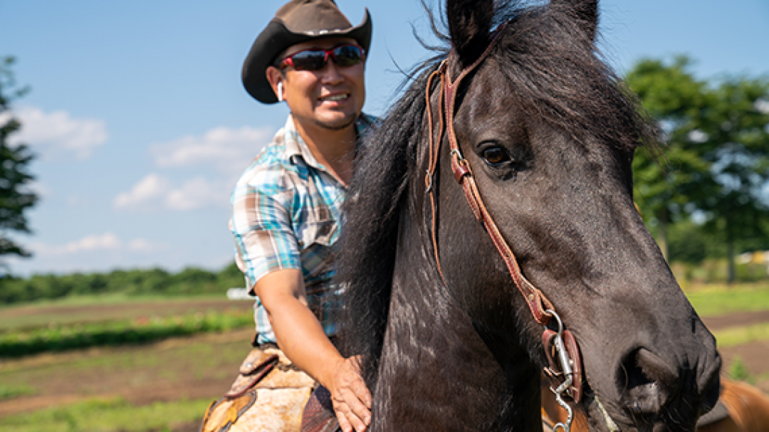 那須高原を馬とめぐる2時間のホーストレッキング 外乗ペア利用券【平日限定】チケット 利用券 ペア 体験 乗馬 初心者歓迎〔P-100〕