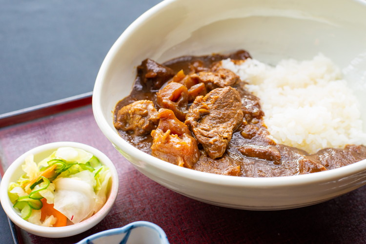 こだわりそば屋のとろ旨 那須和牛 牛すじカレー 300g×1個〔P-442〕 | カレー 冷凍 そば屋のカレー 牛すじ 牛 ビーフ おかず ご飯のお供 人気 ランキング お取り寄せグルメ ご当地 ストック