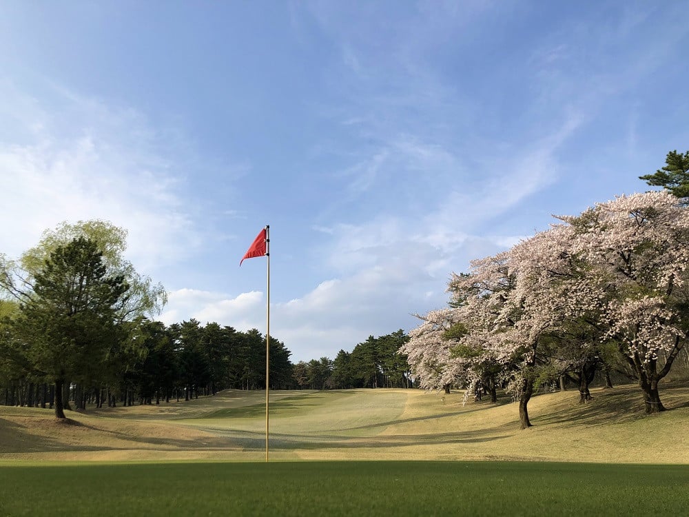 赤城国際カントリークラブ 利用券 (60,000円分) | ゴルフ場 ゴルフ利用券 ゴルフクーポン ラウンドプレー ゴルフチケット ハーフラウンド 関東ゴルフ場 都心近郊 ゴルフクラブ アイアン ドライバー パター群馬ゴルフ 前橋市ゴルフ 林間コース 戦略的コース 赤城山 景色の良いゴルフ場 群馬県 前橋市