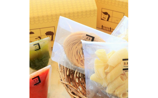 コナリエの生パスタギフト(10食セット) パスタ＆ソースセット｜ 5食 ギフト ギフトセット 生パスタ パスタ コナリエ 自家製ソース スタンプパスタコルツェッティ コルツェッティ 簡単 おいしい 楽しい おうちごはん 簡単ご飯 群馬県 前橋市