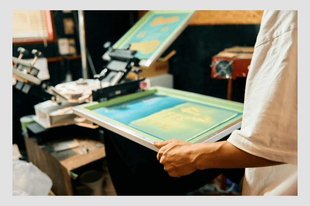 AWESOME SWEAT WHITEテ優ARK RED シ L FUN蟾・謌ソUNITE9