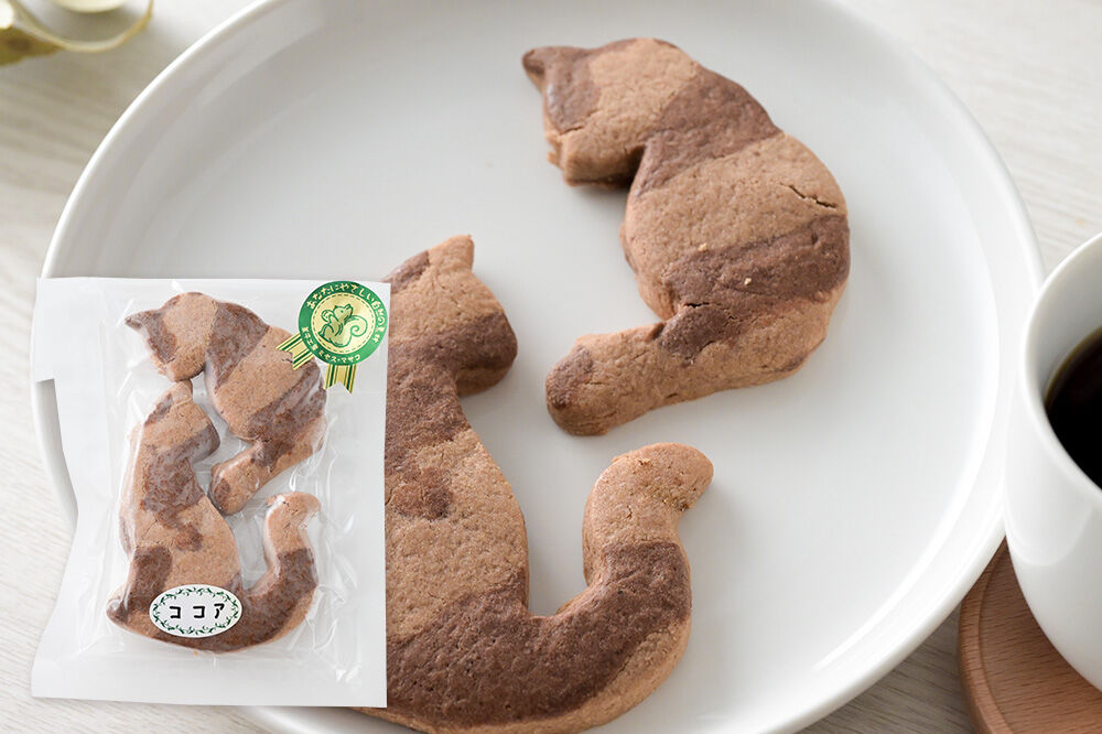 柄はお楽しみ♪ 猫クッキー 6個（2個入り×3）【菓子工房 ミセス・マサコ】 [ネコ ねこ クッキー 猫型クッキー 焼菓子 デザート 贈り物 プレゼント 手土産 手作り セット 詰め合わせ]