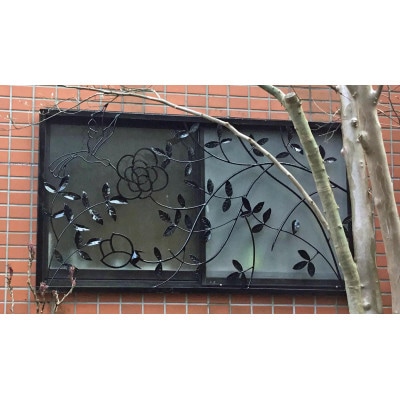 オーダーメイド  窓の格子 後付け【鉄の造形作品】【配送不可地域：離島】【1391130】