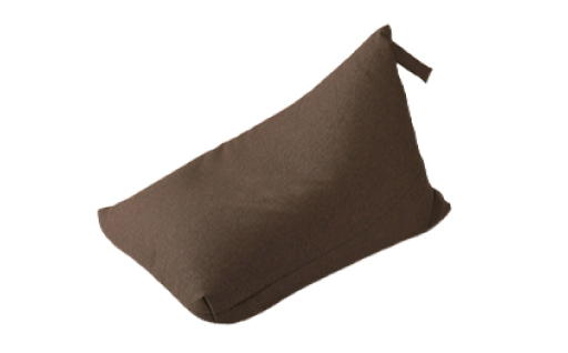 【a145】ビーズクッション　クロス（ブラウン）