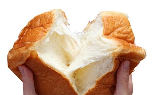 季節のおすすめ食パンセット（プレーン2斤と季節の食パン1斤） ／ ぱん しっとり こだわり ミルキー 埼玉県