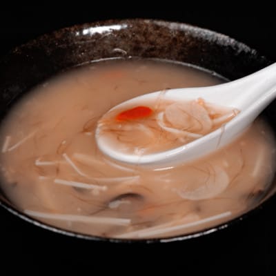 ふかひれスープ2種の食べ比べセット(黄金スープ、薬膳スープ)【配送不可地域：離島】【1376005】