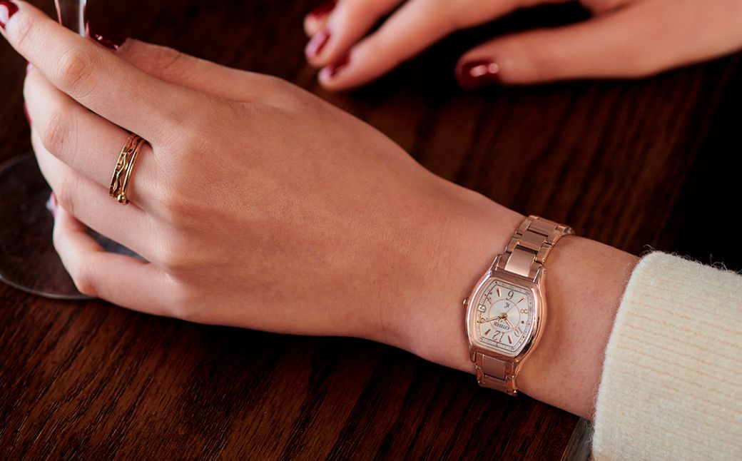 CITIZEN xC basic collection ES9354-69A | シチズン citizen クロスシー腕時計 時計 正規品 レディース ビジネス スーツ カジュアル フォーマル 贈答 贈答用 ギフト プレゼント 母の日 国内製造 国産 電波 ソーラー エコドライブ サファイアガラス チタニウム スーパーチタニウム 5気圧防水 防水 埼玉県 所沢市