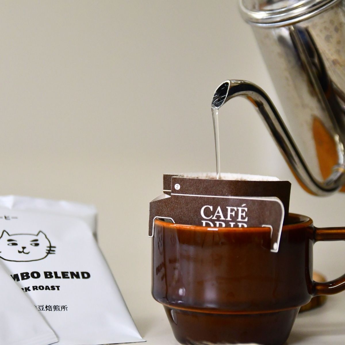 【3ヶ月定期便】ドリップバッグコーヒー 所沢の森ブレンド＆ネゴンボブレンド 中深煎り 30袋 (計3回) | ドリップコーヒー ドリップバッグコーヒー 珈琲 焙煎 アウトドア ブレンド ネゴンボ 山田珈琲豆焙煎所 埼玉県 所沢市