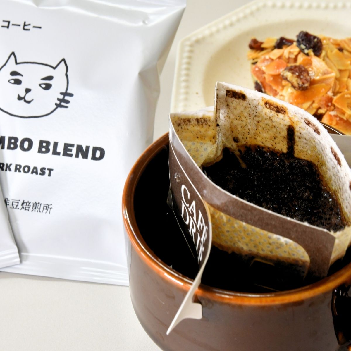 【3ヶ月定期便】ドリップバッグコーヒー 所沢の森ブレンド＆ネゴンボブレンド 中深煎り 30袋 (計3回) | ドリップコーヒー ドリップバッグコーヒー 珈琲 焙煎 アウトドア ブレンド ネゴンボ 山田珈琲豆焙煎所 埼玉県 所沢市