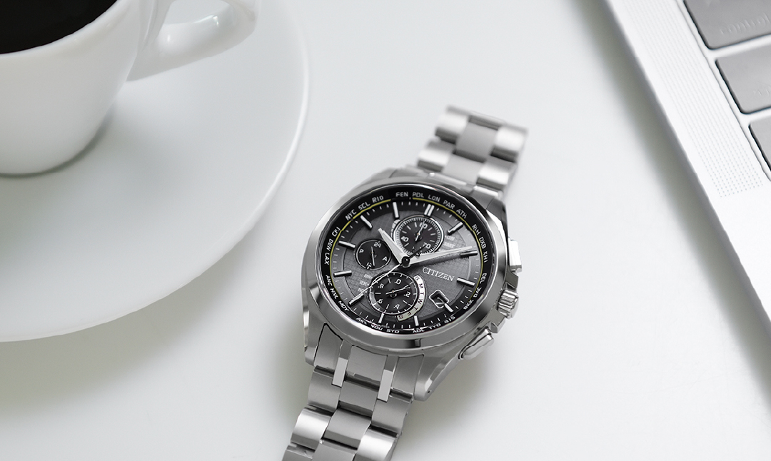 CITIZEN ATTESA AT8040-57E | シチズン citizen アテッサ 腕時計 時計 正規品 メンズ ビジネス スーツ カジュアル フォーマル 贈答 贈答用 ギフト プレゼント 父の日 国内製造 国産 電波 ソーラー エコドライブ サファイアガラス チタニウム スーパーチタニウム 10気圧防水 防水 埼玉県 所沢市