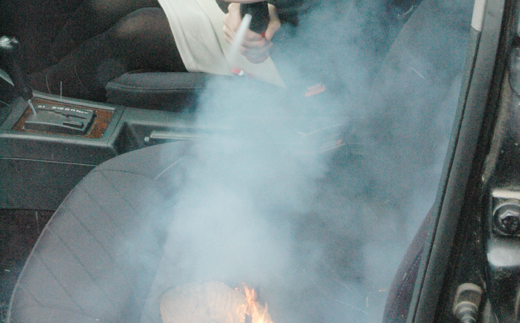 緊急脱出機能付き 小型二酸化炭素消火具 消棒RESCUE YPS-005 | シートベルトカッター ハンマー 自動車用品 サイドガラス 脱出ツール 緊急ツール 車用 安全ハンマー 緊急 防災 非常用 水害 地震 津波 台風 脱出 救出 救助 支援 支援用具 支援ツール 日本製 正規品 多機能 消防 消防RESCUE 消防レスキュー 消棒レスキュー 埼玉県 所沢市