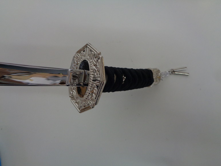 創業80余年 森泉人形の太刀二本飾り 黒[52210989]