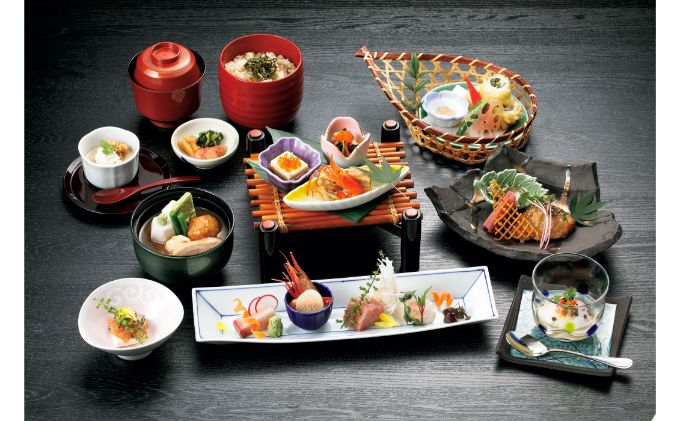 【会席料理・清河園】季節の特別会席お食事券(1人分)[52210249] チケット 